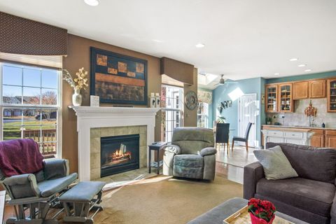 Tiny photo for 1146 Falcon Ridge Drive, Elgin, IL 60124 (MLS # 12517536)