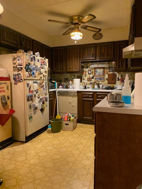 Tiny photo for 900 S River Road #4A, Des Plaines, IL 60016 (MLS # 12710655)