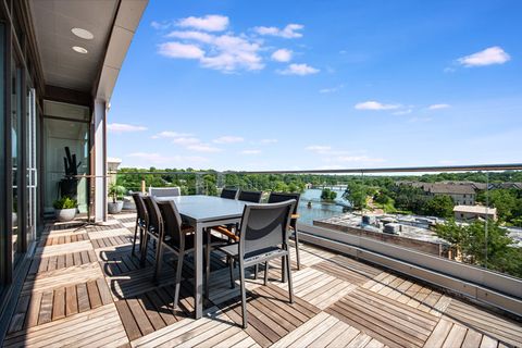 Tiny photo for 10 Illinois Street #5A, St. Charles, IL 60174 (MLS # 12606656)