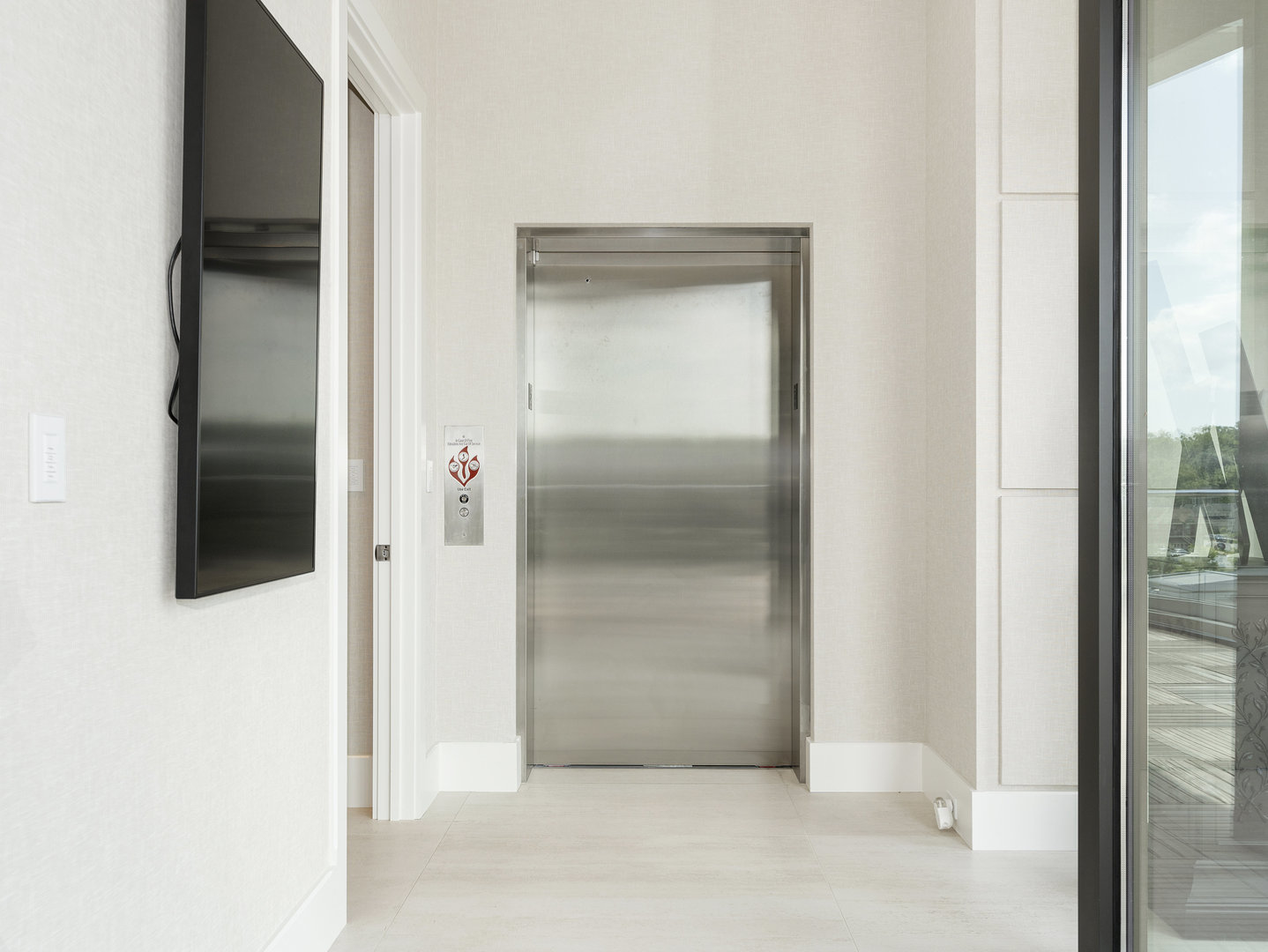 10 Illinois Street 5A