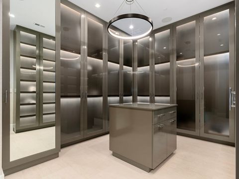 Tiny photo for 10 Illinois Street #5A, St. Charles, IL 60174 (MLS # 12606656)