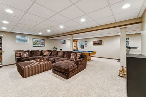 Tiny photo for 738 W Evergreen Court, Palatine, IL 60067 (MLS # 12679952)