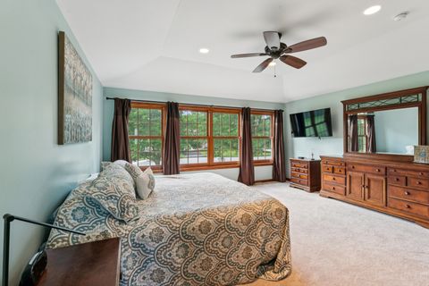 Tiny photo for 738 W Evergreen Court, Palatine, IL 60067 (MLS # 12679952)