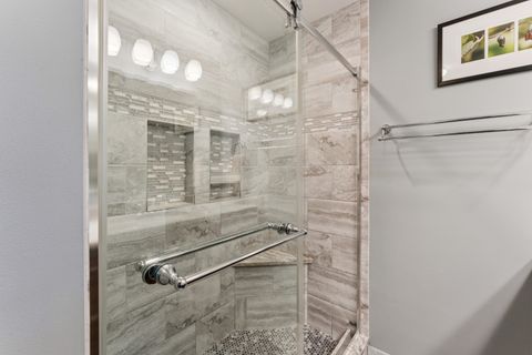 Tiny photo for 738 W Evergreen Court, Palatine, IL 60067 (MLS # 12679952)