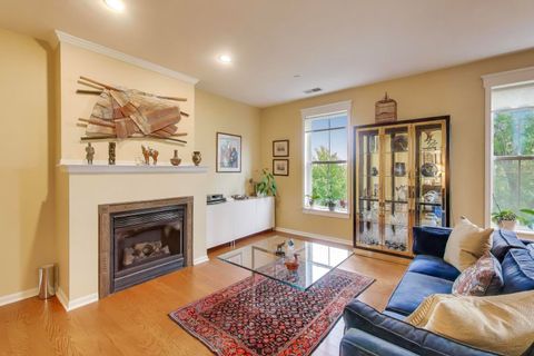 Tiny photo for 1950 Farnsworth Lane #202, Northbrook, IL 60062 (MLS # 12496970)