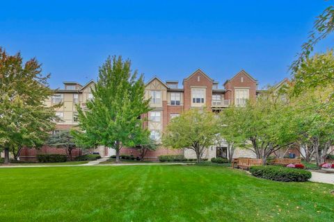Tiny photo for 1950 Farnsworth Lane #202, Northbrook, IL 60062 (MLS # 12496970)
