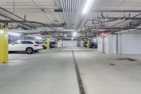 Tiny photo for 1950 Farnsworth Lane #202, Northbrook, IL 60062 (MLS # 12496970)