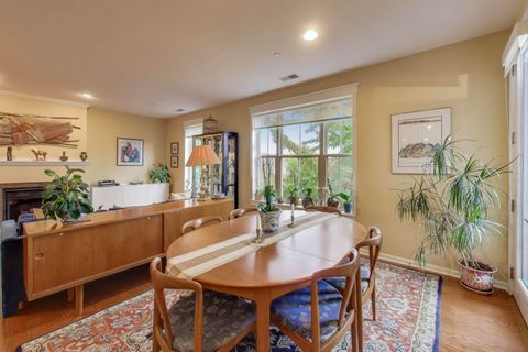 Tiny photo for 1950 Farnsworth Lane #202, Northbrook, IL 60062 (MLS # 12496970)