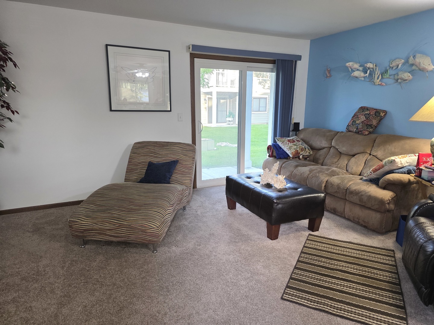 951 Glouchester Circle 0