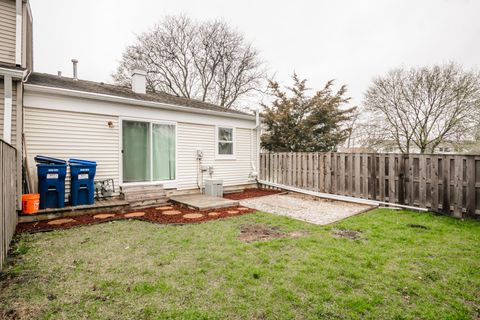 Tiny photo for 837 Carnaby Court, Schaumburg, IL 60194 (MLS # 12593451)