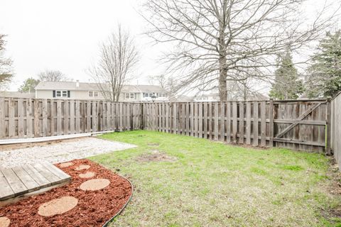 Tiny photo for 837 Carnaby Court, Schaumburg, IL 60194 (MLS # 12593451)