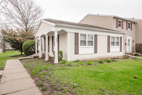Tiny photo for 837 Carnaby Court, Schaumburg, IL 60194 (MLS # 12593451)