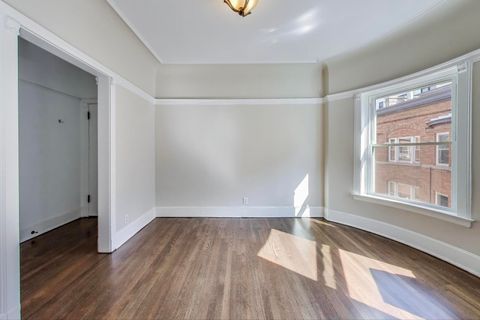 Tiny photo for 631 W Barry Avenue #3G, Chicago, IL 60657 (MLS # 12469395)