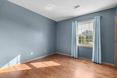 Tiny photo for 4824 Kynnelworth Drive, Bettendorf, IA 52722 (MLS # 12726288)