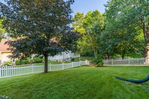 Tiny photo for 4824 Kynnelworth Drive, Bettendorf, IA 52722 (MLS # 12726288)