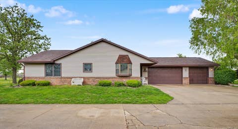 Tiny photo for 1104 Brad Drive #1104, Urbana, IL 61802 (MLS # 12629776)
