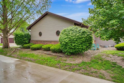 Tiny photo for 1104 Brad Drive #1104, Urbana, IL 61802 (MLS # 12629776)