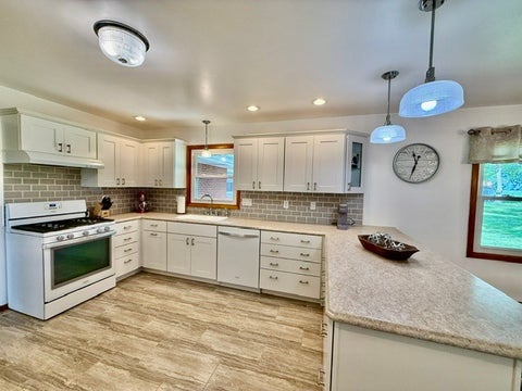 Tiny photo for 908 N County Road 800E, Tuscola, IL 61953 (MLS # 12724592)