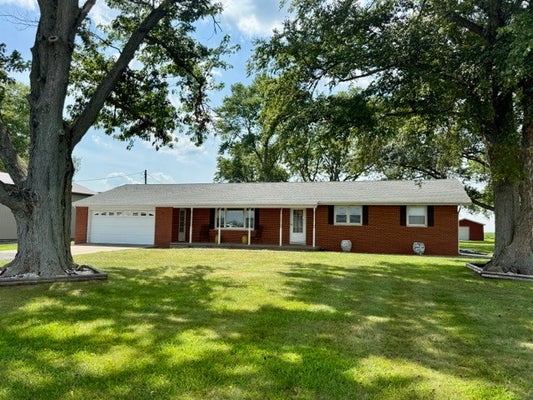 908 N COUNTY ROAD 800 E, TUSCOLA, IL 61953 - Image df1495694a1d4154a0ba32400b6500a9/980827254