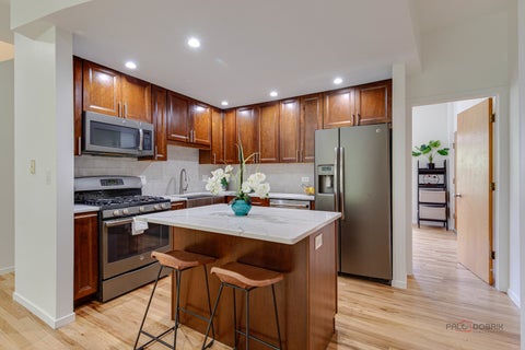 Tiny photo for 2300 W Bloomingdale Avenue #D, Chicago, IL 60647 (MLS # 12664383)