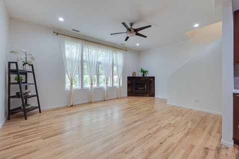 Tiny photo for 2300 W Bloomingdale Avenue #D, Chicago, IL 60647 (MLS # 12664383)