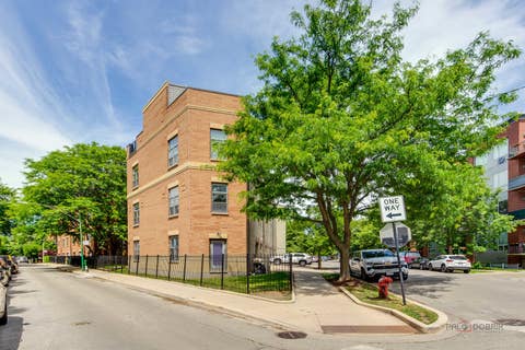 Tiny photo for 2300 W Bloomingdale Avenue #D, Chicago, IL 60647 (MLS # 12664383)