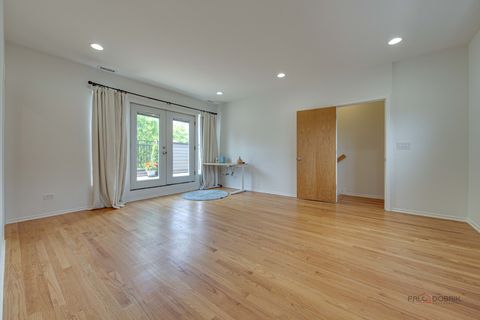 Tiny photo for 2300 W Bloomingdale Avenue #D, Chicago, IL 60647 (MLS # 12664383)