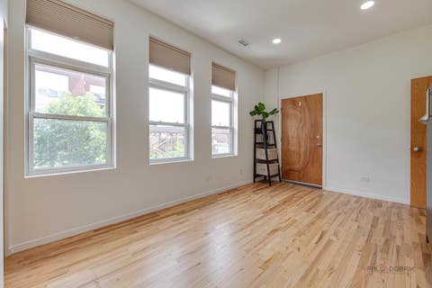 Tiny photo for 2300 W Bloomingdale Avenue #D, Chicago, IL 60647 (MLS # 12664383)