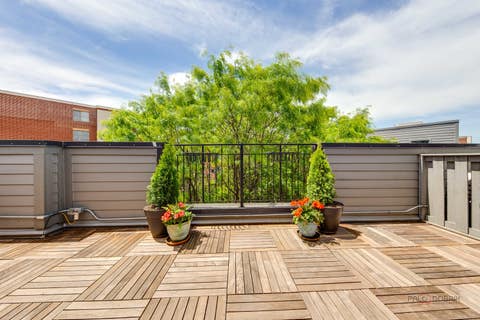 Tiny photo for 2300 W Bloomingdale Avenue #D, Chicago, IL 60647 (MLS # 12664383)