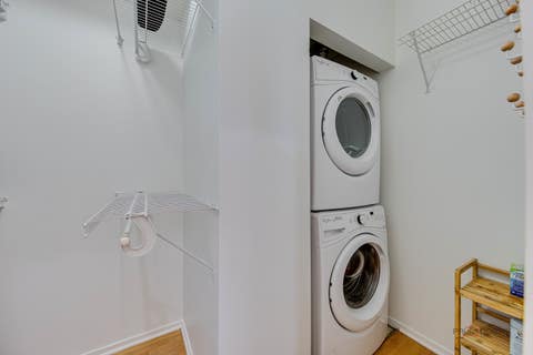 Tiny photo for 2300 W Bloomingdale Avenue #D, Chicago, IL 60647 (MLS # 12664383)