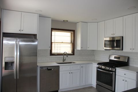 Tiny photo for 724 Barnsdale Road #2, La Grange Park, IL 60526 (MLS # 12505547)