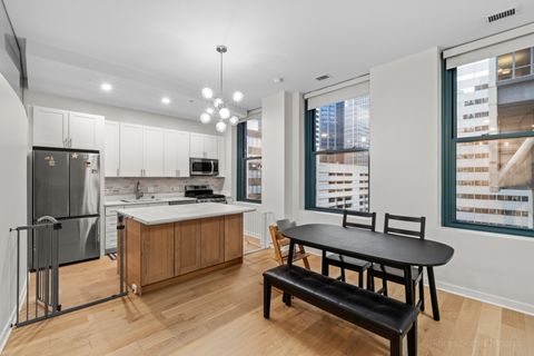 Tiny photo for 208 W Washington Street #912, Chicago, IL 60606 (MLS # 12633970)