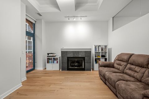 Tiny photo for 208 W Washington Street #912, Chicago, IL 60606 (MLS # 12633970)