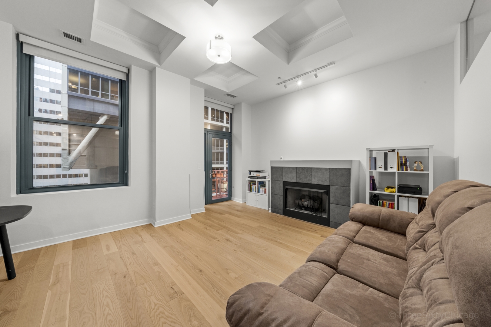 208 W Washington Street 912
