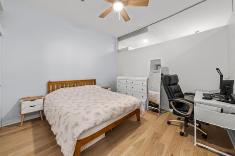 Tiny photo for 208 W Washington Street #912, Chicago, IL 60606 (MLS # 12633970)