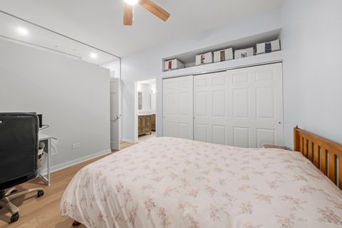 Tiny photo for 208 W Washington Street #912, Chicago, IL 60606 (MLS # 12633970)
