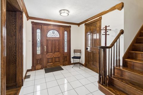 Tiny photo for 828 Harwich Lane, Schaumburg, IL 60194 (MLS # 12594226)