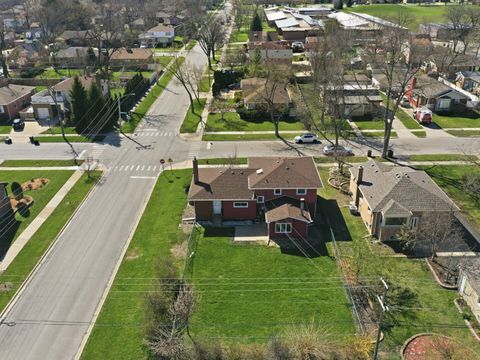 Tiny photo for 18441 Marshfield Avenue, Homewood, IL 60430 (MLS # 12615883)