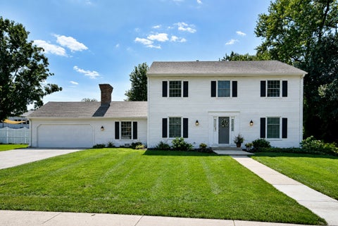 Photo of 6S370 New Castle Road, Naperville, IL 60540 (MLS # 12739622)