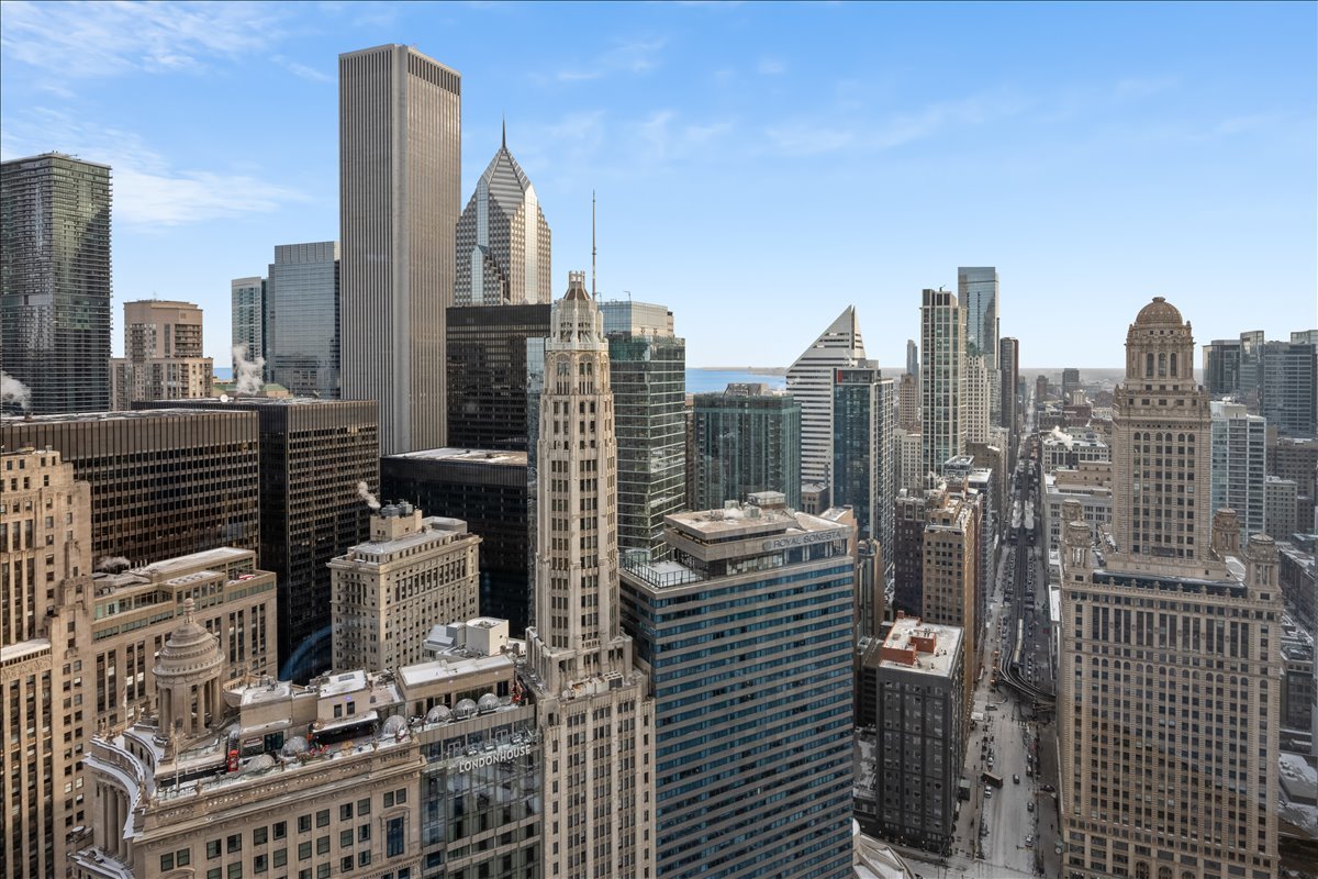 401 N Wabash Avenue 34I
