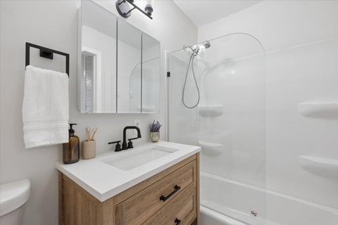 Tiny photo for 8932 Steven Drive #2C, Des Plaines, IL 60016 (MLS # 12671734)