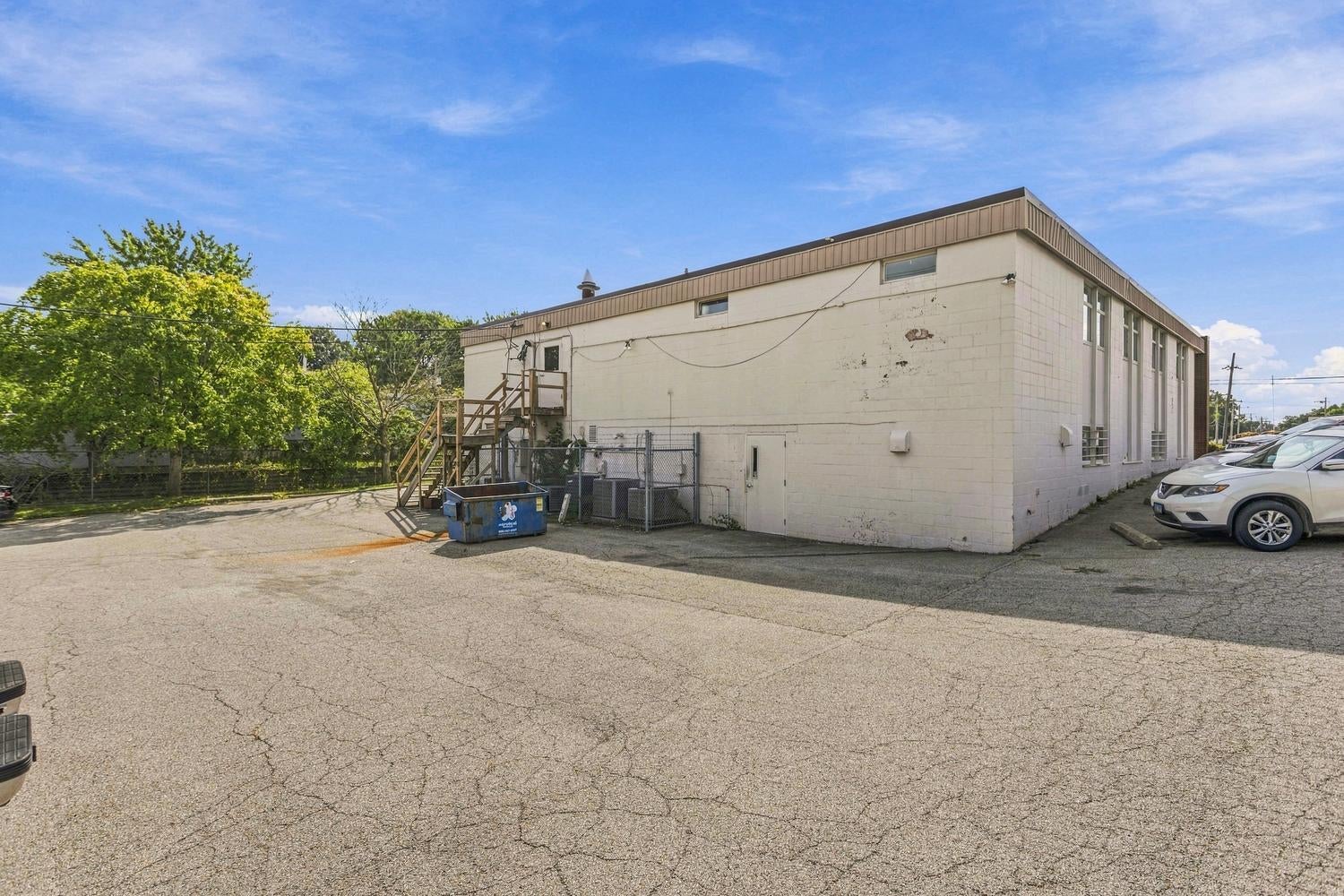 702 Bloomington Road