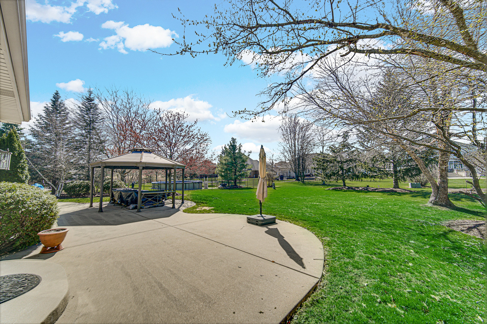 16054 Ridgewood Drive