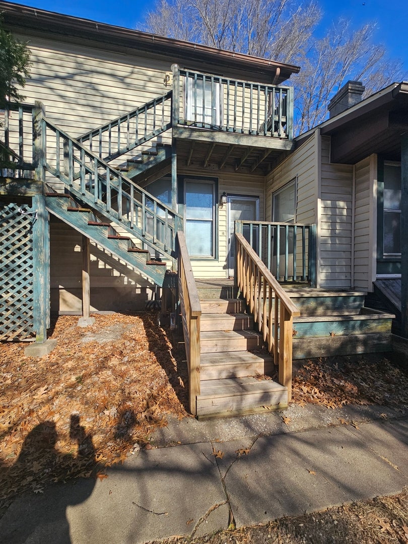 929 Bridge Avenue