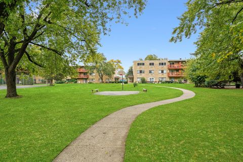 Tiny photo for 760 Dempster Street #110, Mount Prospect, IL 60056 (MLS # 12506662)