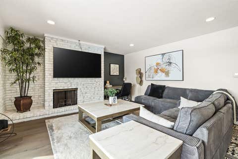 Tiny photo for 1601 E Maple Terrace #3B, Lisle, IL 60532 (MLS # 12704064)