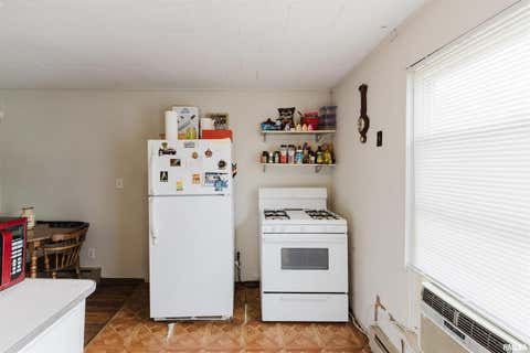 Tiny photo for 209 N Springer Street, Carbondale, IL 62901 (MLS # 12651779)