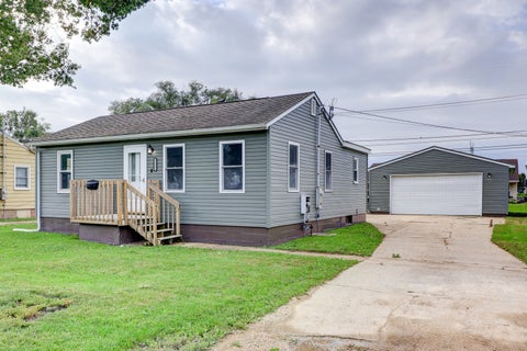 Photo of 1111 W 21st Street, Rock Falls, IL 61071 (MLS # 12766395)