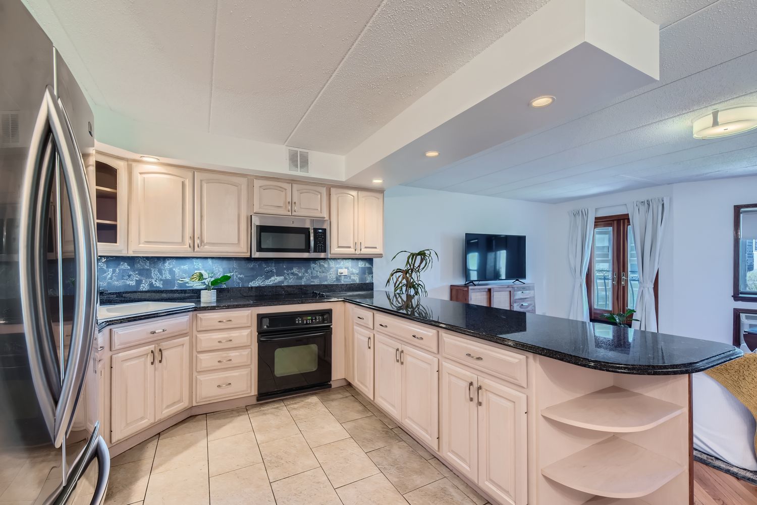 711 W Gordon Terrace 701