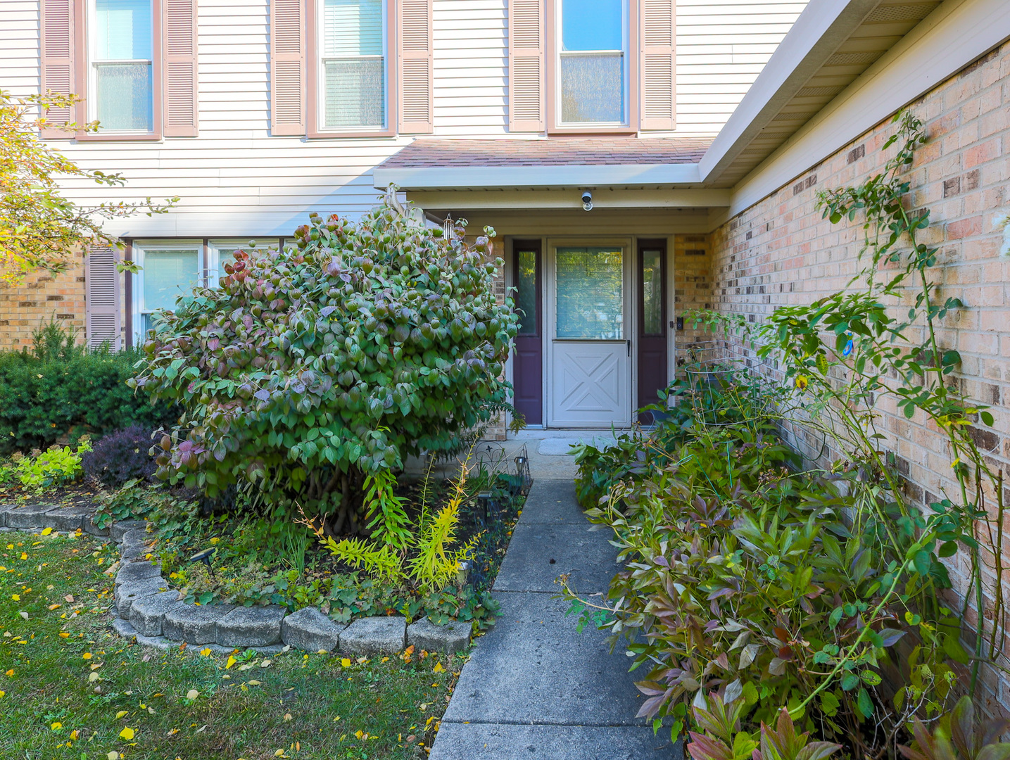 331 E Fox Hill Drive